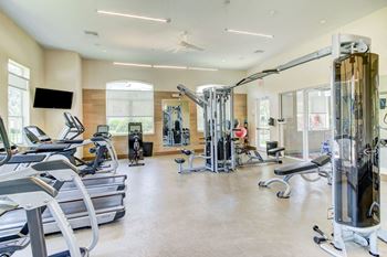 24 hour fitness center at tuscany bay apartments tampa fl